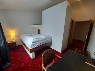 e7f79930d57d9c05711fb81eaba15415